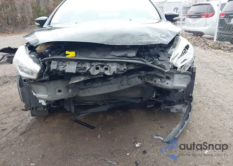 2016 Ford Focus Se z USA, uszkodzony, nr VIN 1FADP3F28GL278912